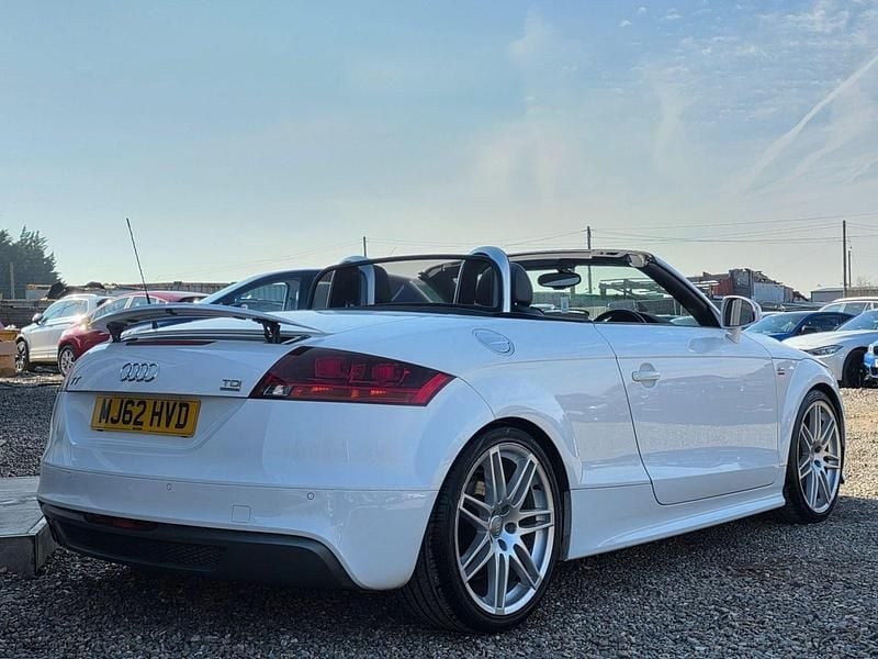 Used Audi TT Black Edition 170 HP (125 kW) 2012 White Coupe