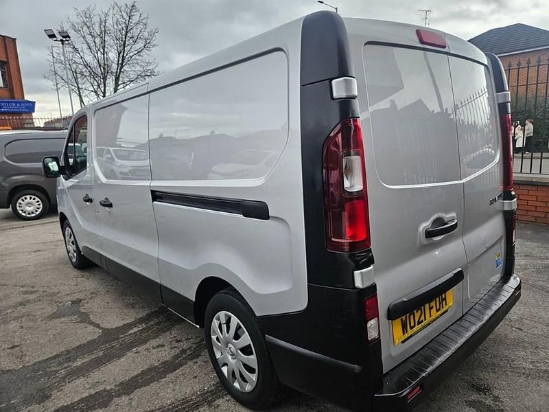 Used Renault Trafic Business 2021 Silver MPV