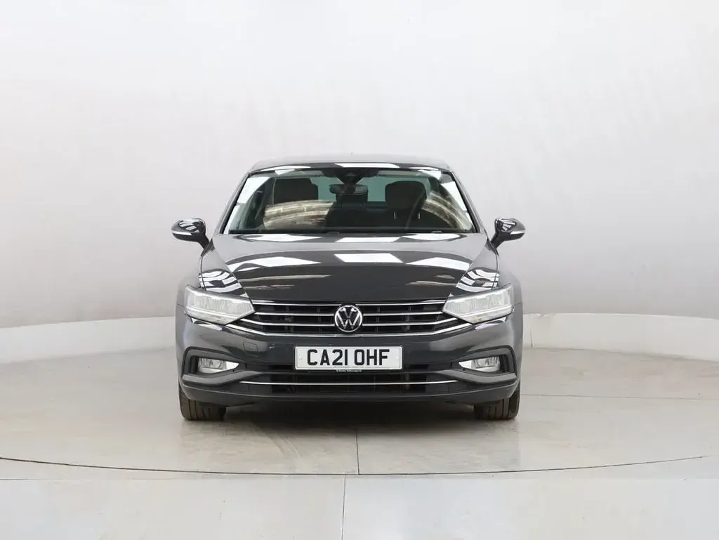 Used VW Passat SEL 150 HP (110 kW) 2021 Grey Sedan