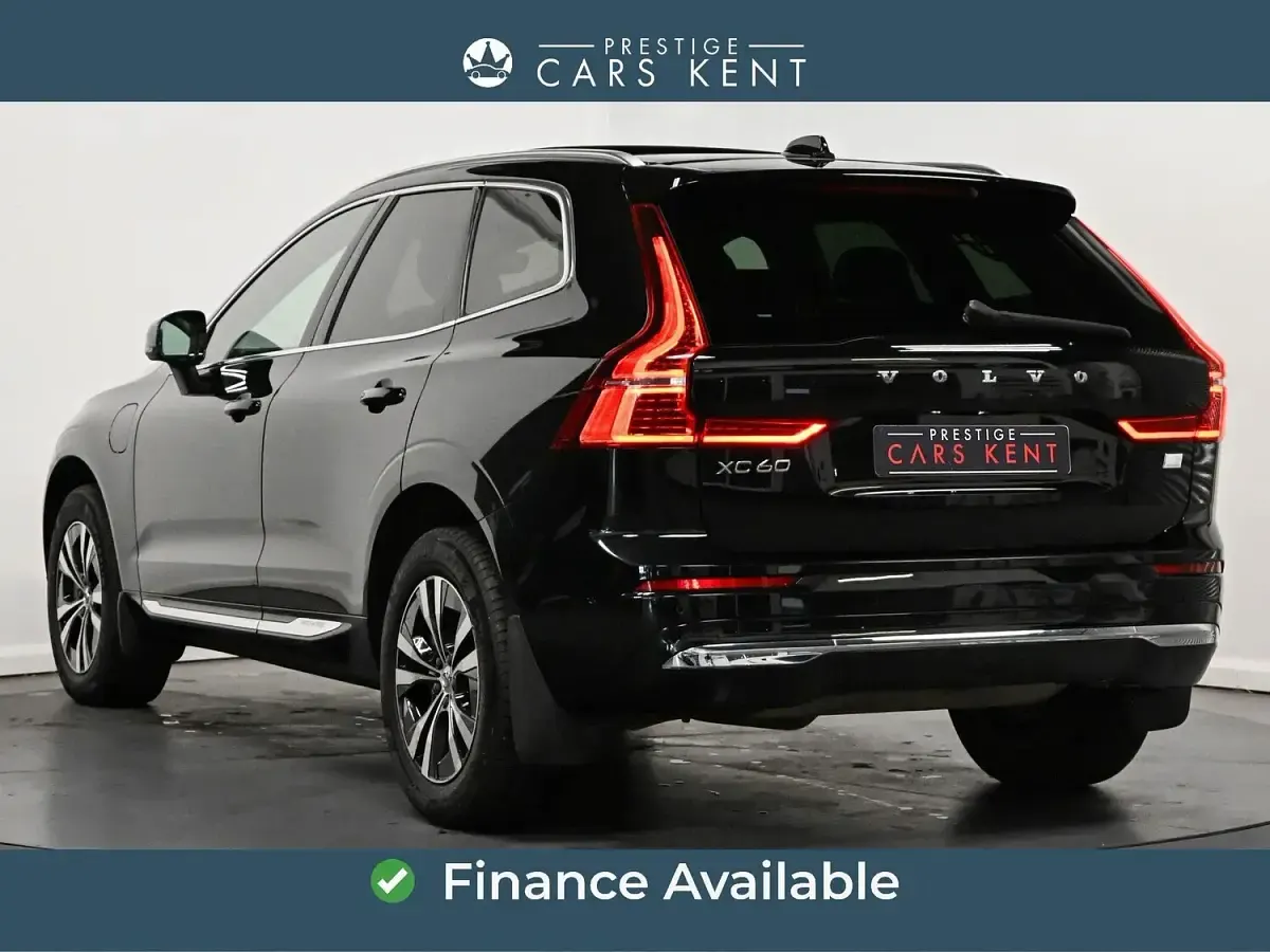 Used Volvo XC60 Inscription 350 HP (257 kW) 2022 Black SUV
