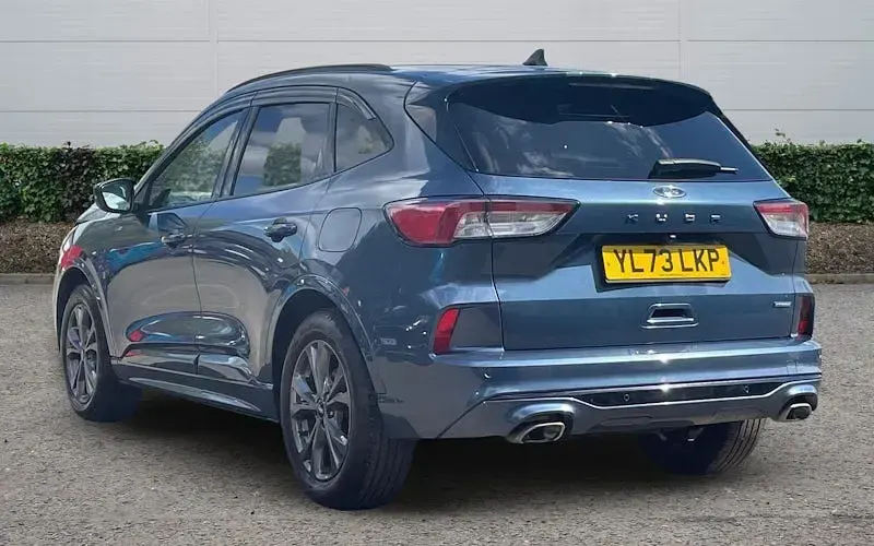 Second-hand Ford Kuga ST-Line 190 CP (139 kW) 2023 Albastru SUV