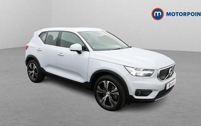 Used Volvo XC40 Inscription 262 HP (192 kW) 2021 Silver SUV