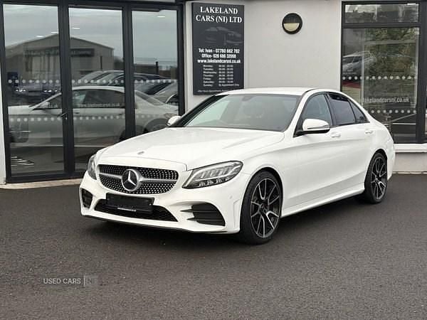 Used Mercedes C220 AMG line 2018 White Sedan