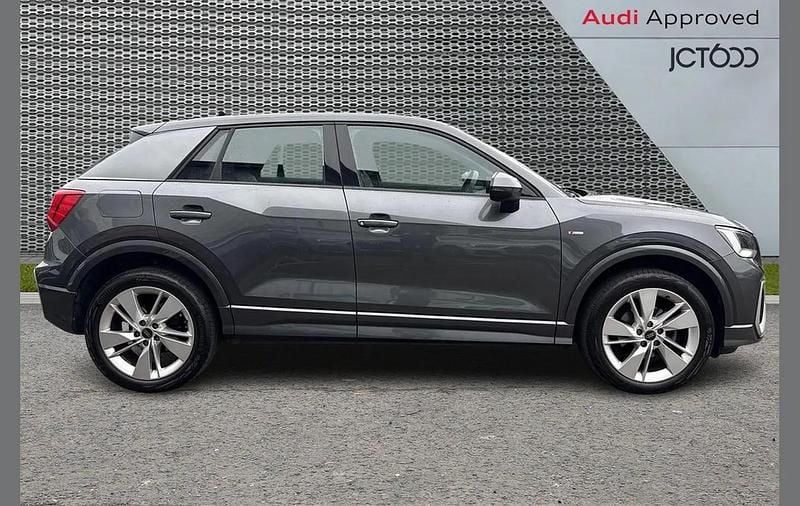 Used Audi Q2 S-Line 147 HP (108 kW) 2023 Grey SUV