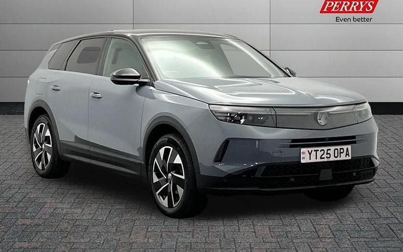Used 2025 Vauxhall Grandland X SUV | £27,394 (Good price) - Image 1/4