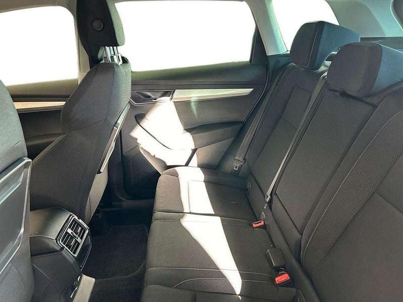 Used Skoda Karoq SE Drive 147 HP (108 kW) 2022 Brilliant silver metallic SUV