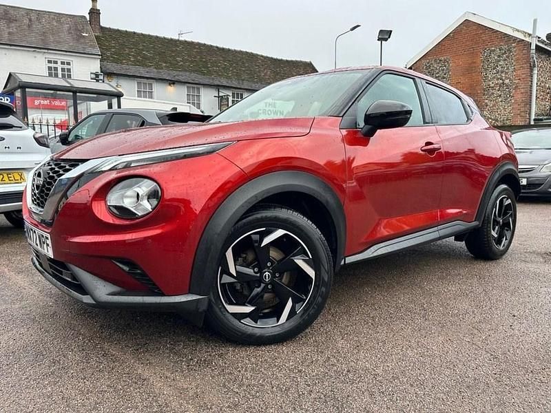 Used Nissan Juke N-Connecta 114 HP (83 kW) 2022 Red SUV