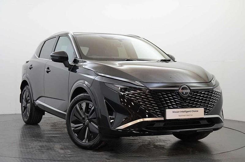 Black Used 2024 Nissan Qashqai Tekna SUV | £28,390 - Image 1/3