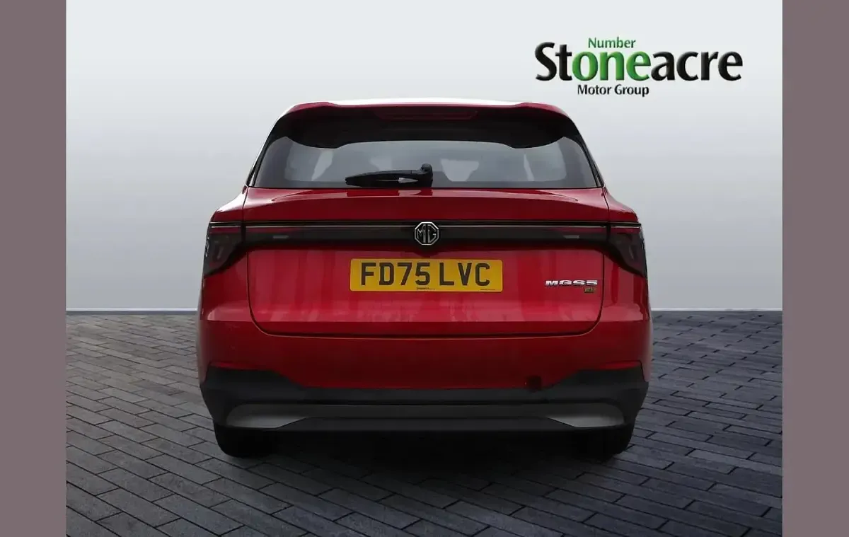 New MG MG5 EV SE 125 kW (170 HP) 2025 Red Estate