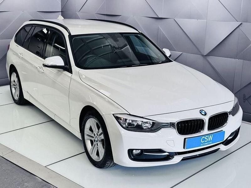 Used BMW 318 Sport Line 143 HP (105 kW) 2014 White Estate