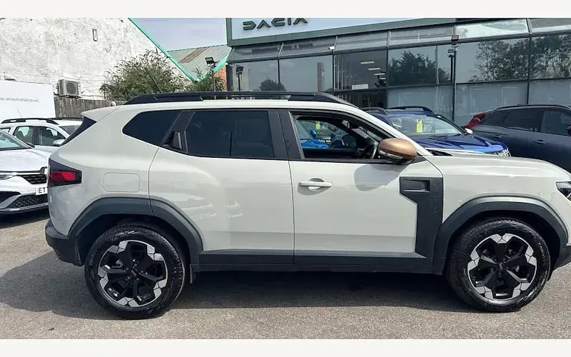 Used Dacia Duster Extreme 131 HP (96 kW) 2025 Estate