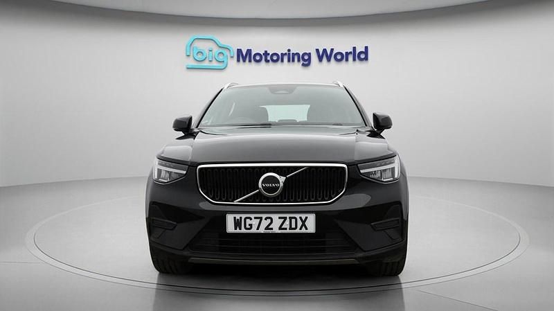 Used Volvo XC40 Core 163 HP (119 kW) 2022 Black SUV