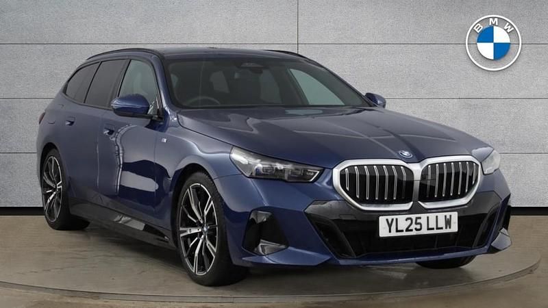 Used BMW 530e M Sport 295 HP (216 kW) 2025 Blue Estate