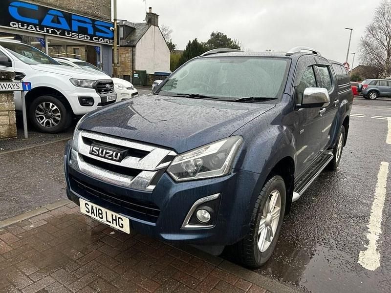 Used Isuzu Pick up 164 HP (120 kW) 2018 Blue Pickup
