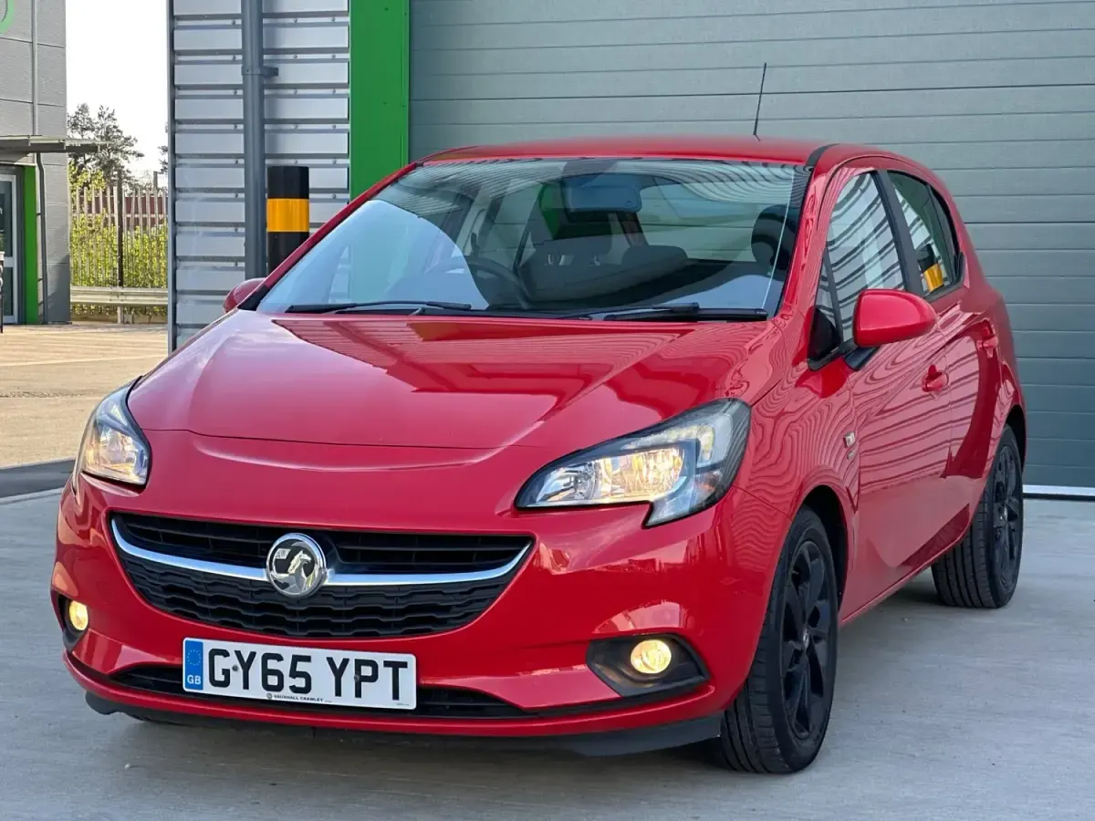 Używany Vauxhall Corsa 2015 Czerwony Hatchback