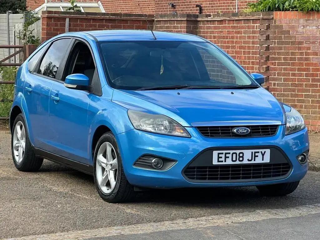 Used Ford Focus Zetec 125 HP (91 kW) 2008 Blue Hatchback