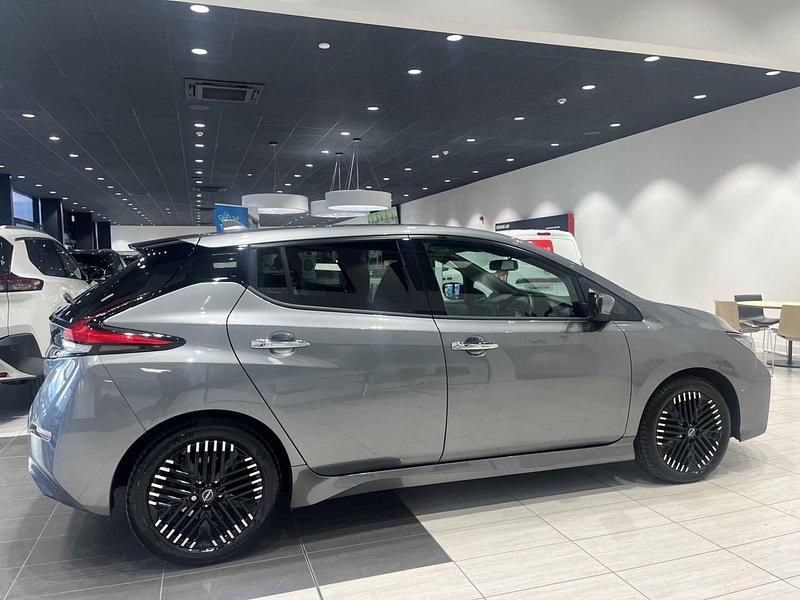 Used Nissan Leaf N-Connecta 110 kW (150 HP) 2023 Grey Hatchback