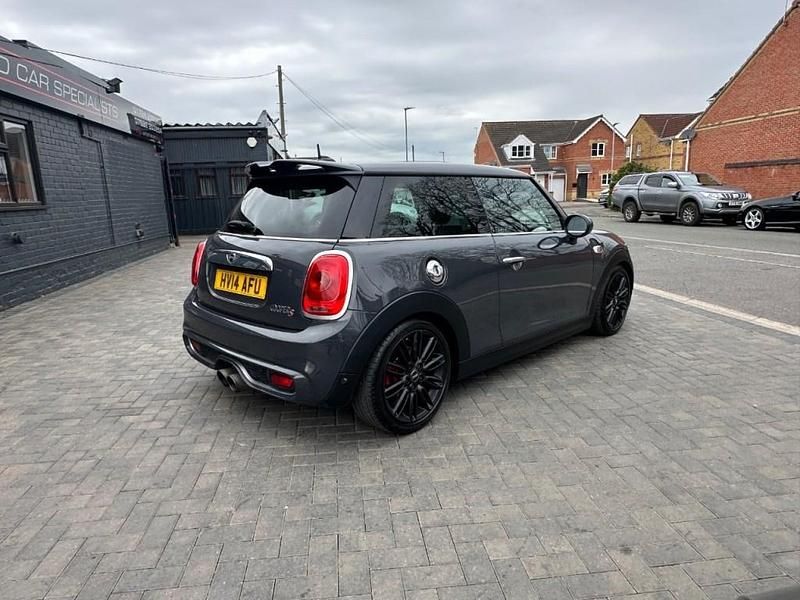 Begagnad Mini Cooper S Hatch 2014 Grå Halvkombi