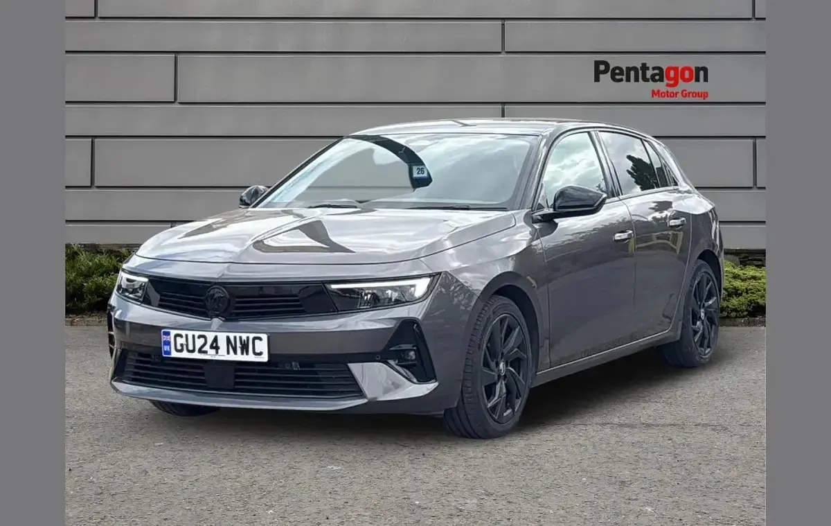 Used Vauxhall Astra 128 HP (94 kW) 2024 Grey Hatchback