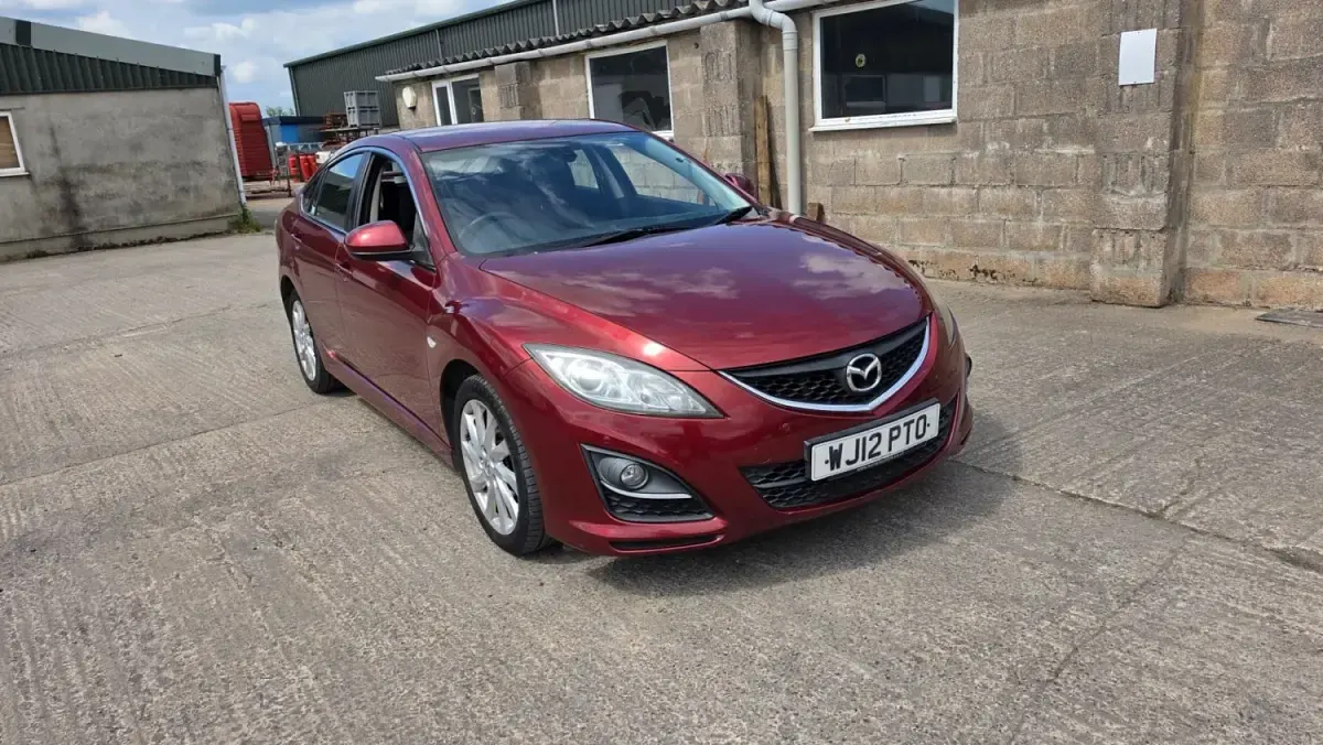 Begagnad Mazda 6 2012 Röd Halvkombi
