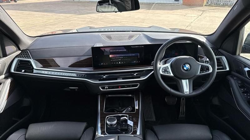 Used BMW X5 M Sport 298 HP (219 kW) 2025 Black sapphire SUV