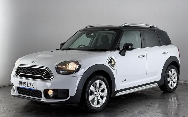 Used Mini Cooper S Classic 224 HP (164 kW) 2020 Hatchback