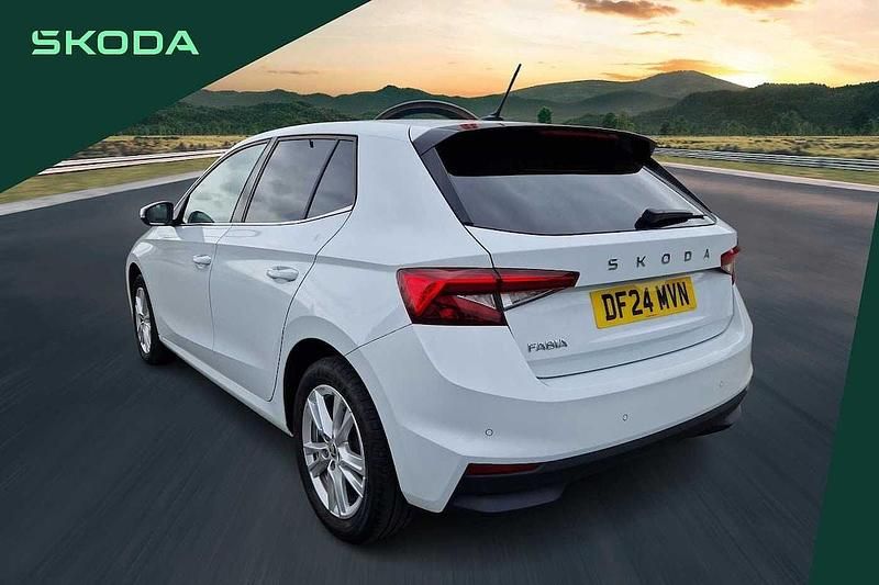 Used Skoda Fabia SE L 113 HP (83 kW) 2024 White Hatchback