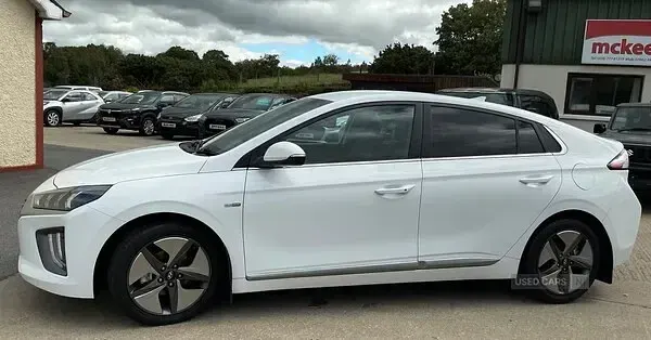 Used Hyundai Ioniq Edition 141 HP (103 kW) 2020 White Hatchback