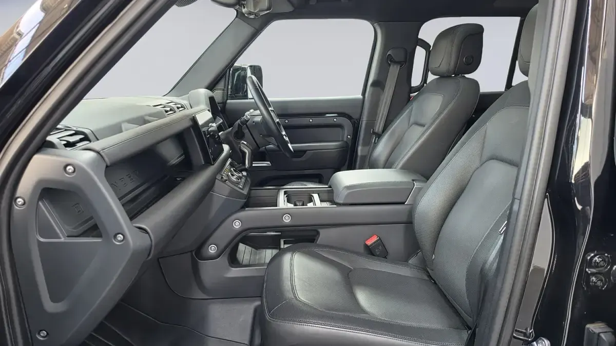 Used Land Rover Defender HSE Dynamic 2023 Black SUV