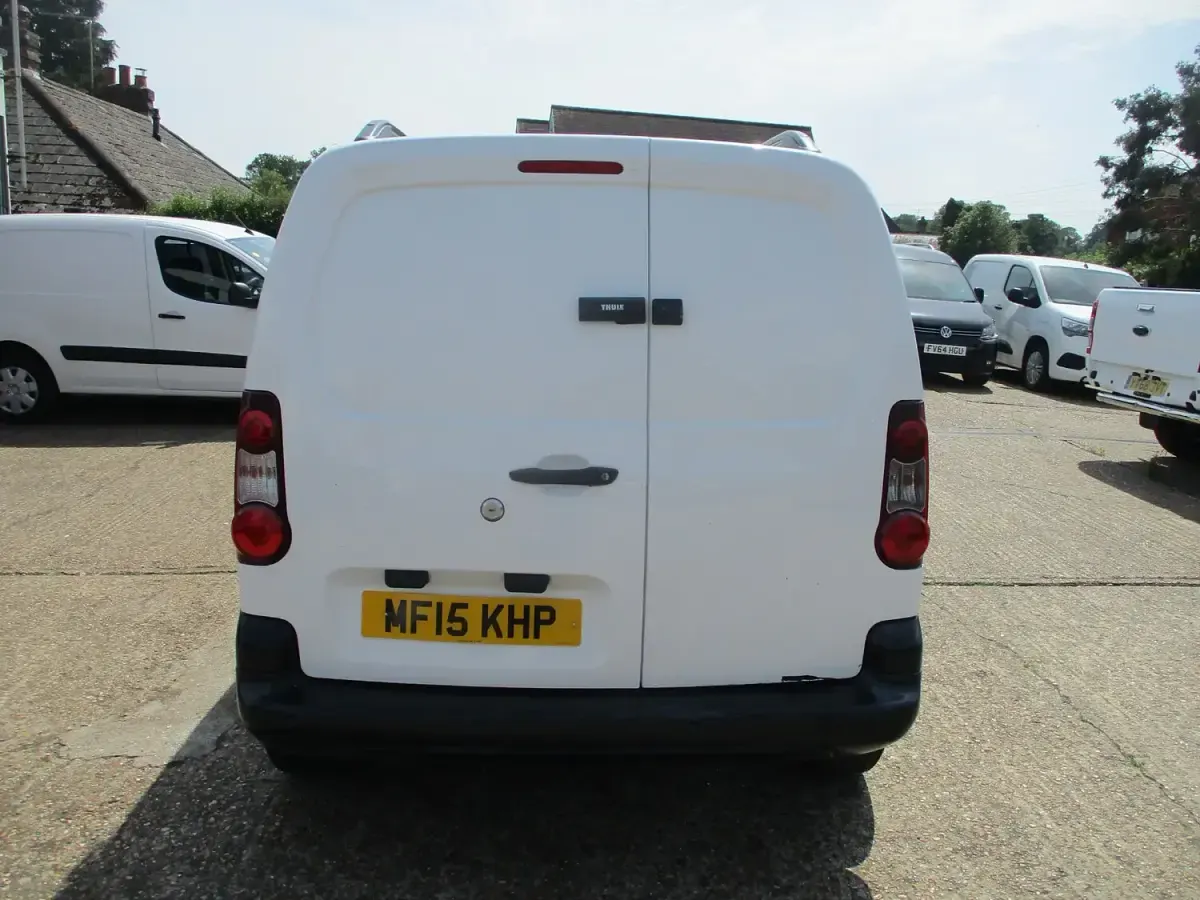 Used Citroën e-Berlingo 90 HP (66 kW) 2015 White