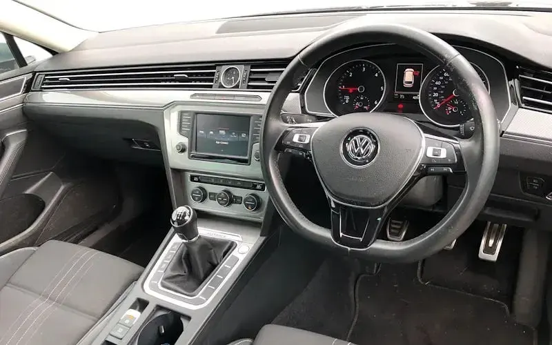Used VW Passat Alltrack 190 HP (139 kW) 2016 Blue Estate