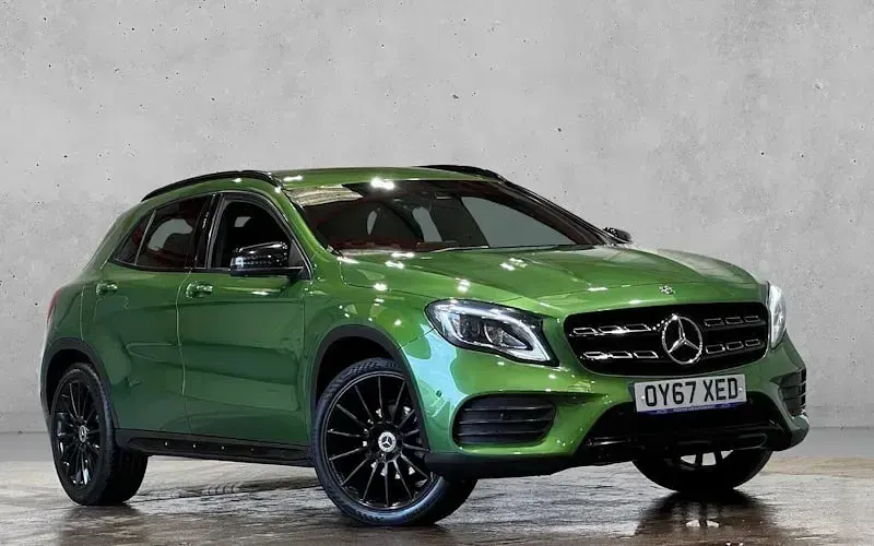Used Mercedes GLA200 AMG Line Premium 136 HP (100 kW) 2018 SUV