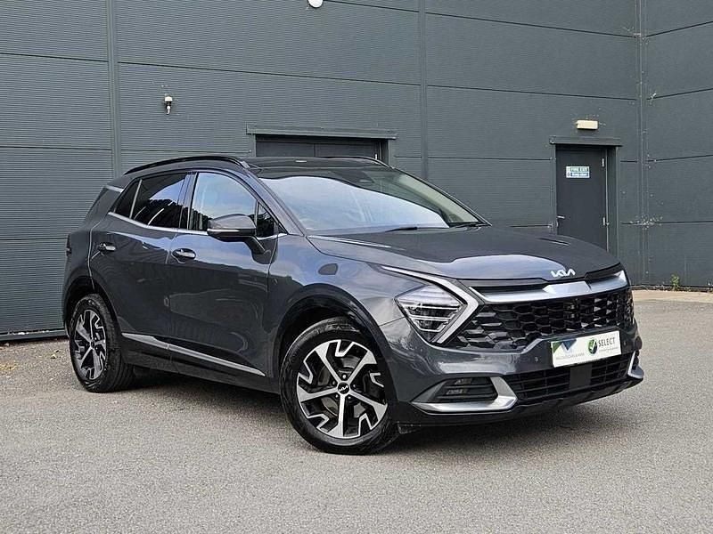 Grey Used 2022 Kia Sportage 4 SUV | £21,399 (A bit pricey) - Image 1/4
