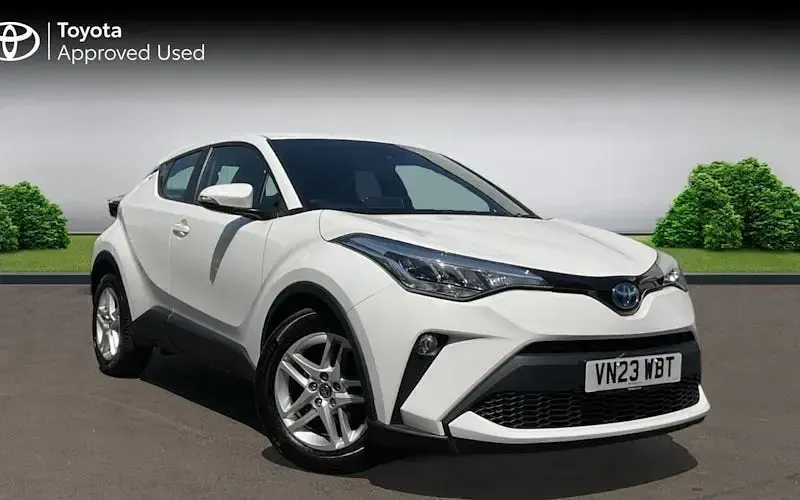Begagnad Toyota C-HR 122 HK (89 kW) 2023 SUV
