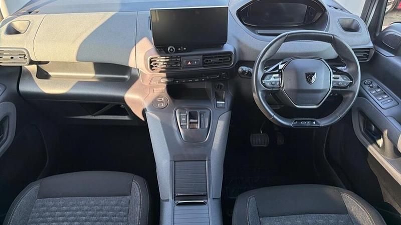 Used Peugeot e-Rifter GT 98 kW (134 HP) 2024 Grey MPV