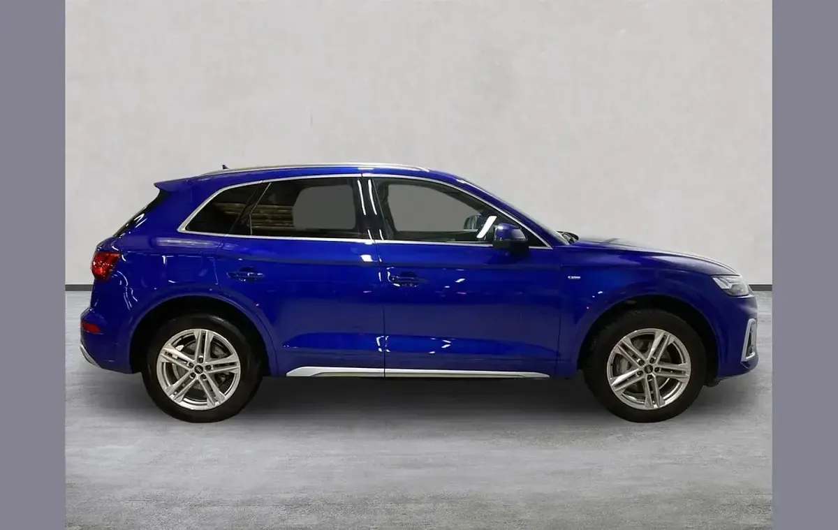 Used Audi Q5 S-Line 299 HP (219 kW) 2022 Blue SUV