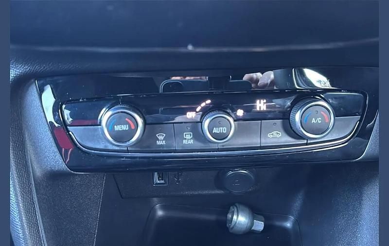 Used Vauxhall Corsa 99 HP (72 kW) 2023 Black Hatchback