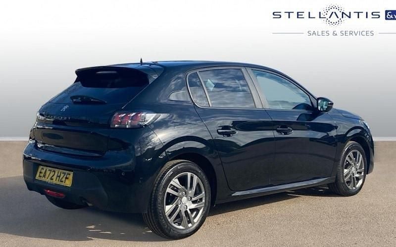 Used Peugeot 208 Active+ 75 HP (55 kW) 2022 Black Hatchback