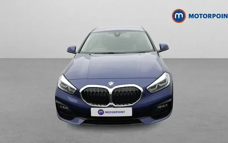 Used BMW 118 Sport Line 136 HP (100 kW) 2024 Hatchback