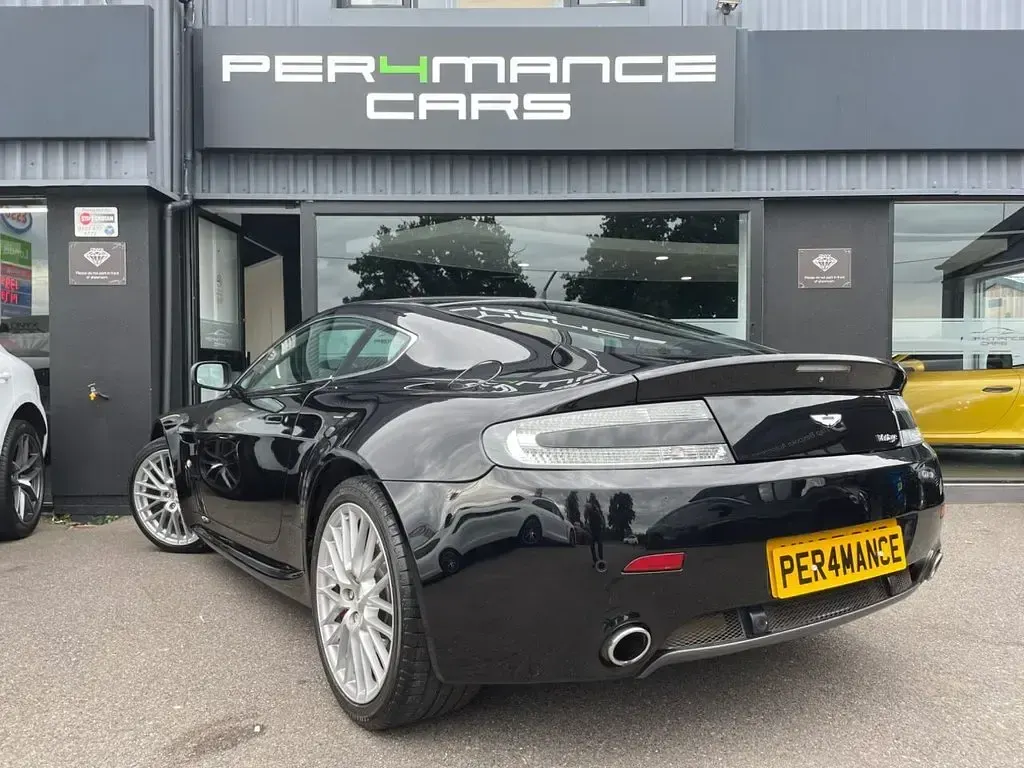 Used Aston Martin V8 Vantage 380 HP (279 kW) 2007 Black Coupe