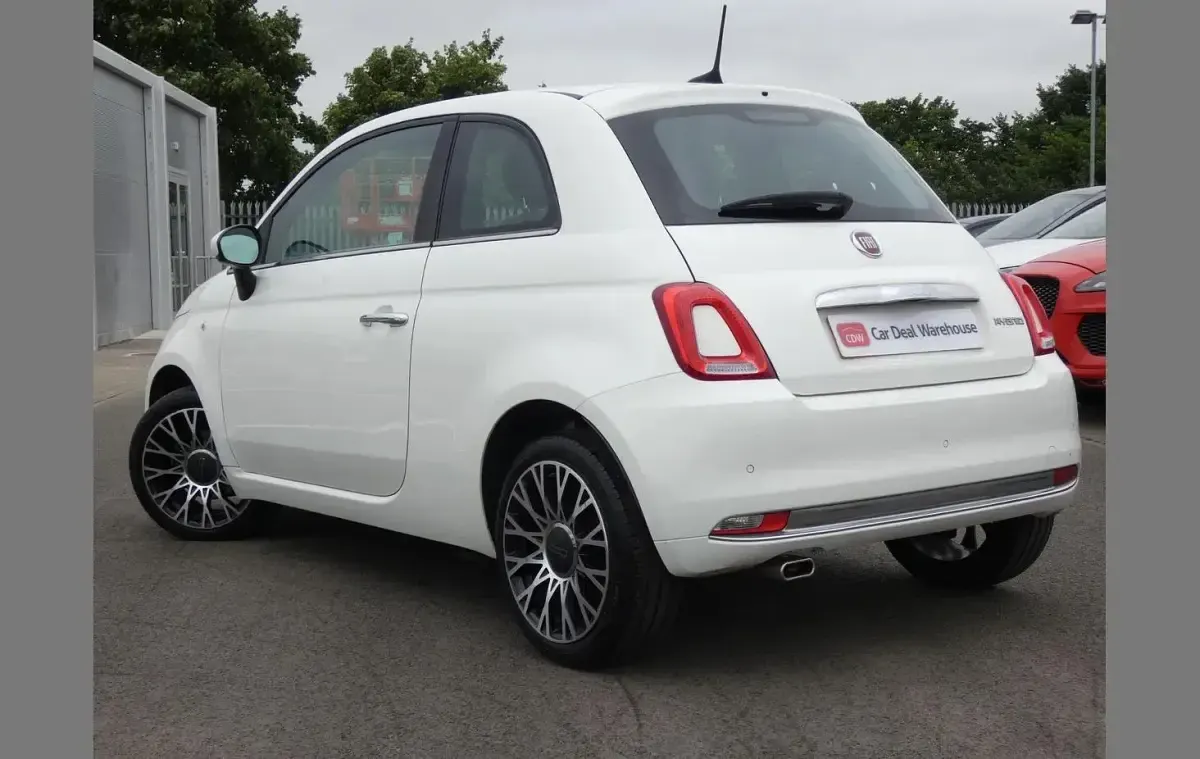 Used Fiat 500 68 HP (50 kW) 2024 White Hatchback