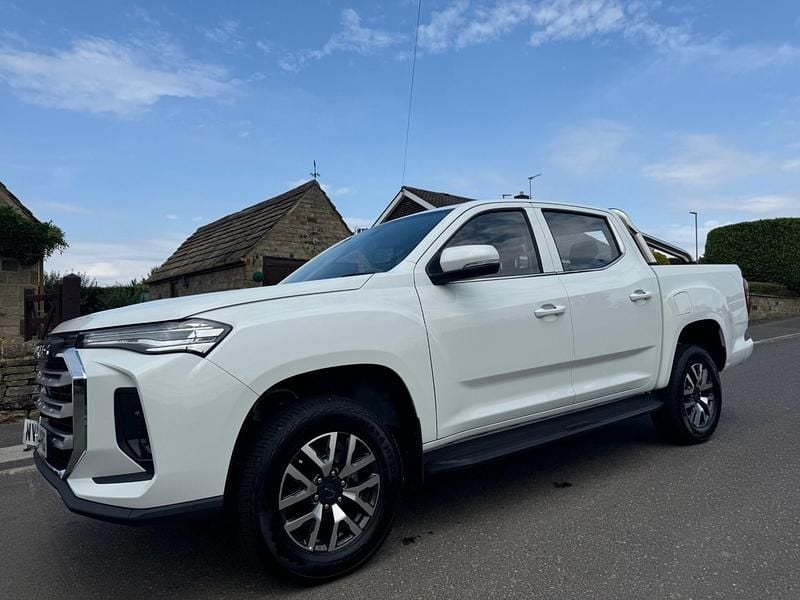 White Used 2023 Maxus e-T90 Pickup | £16,990 - Image 1/4