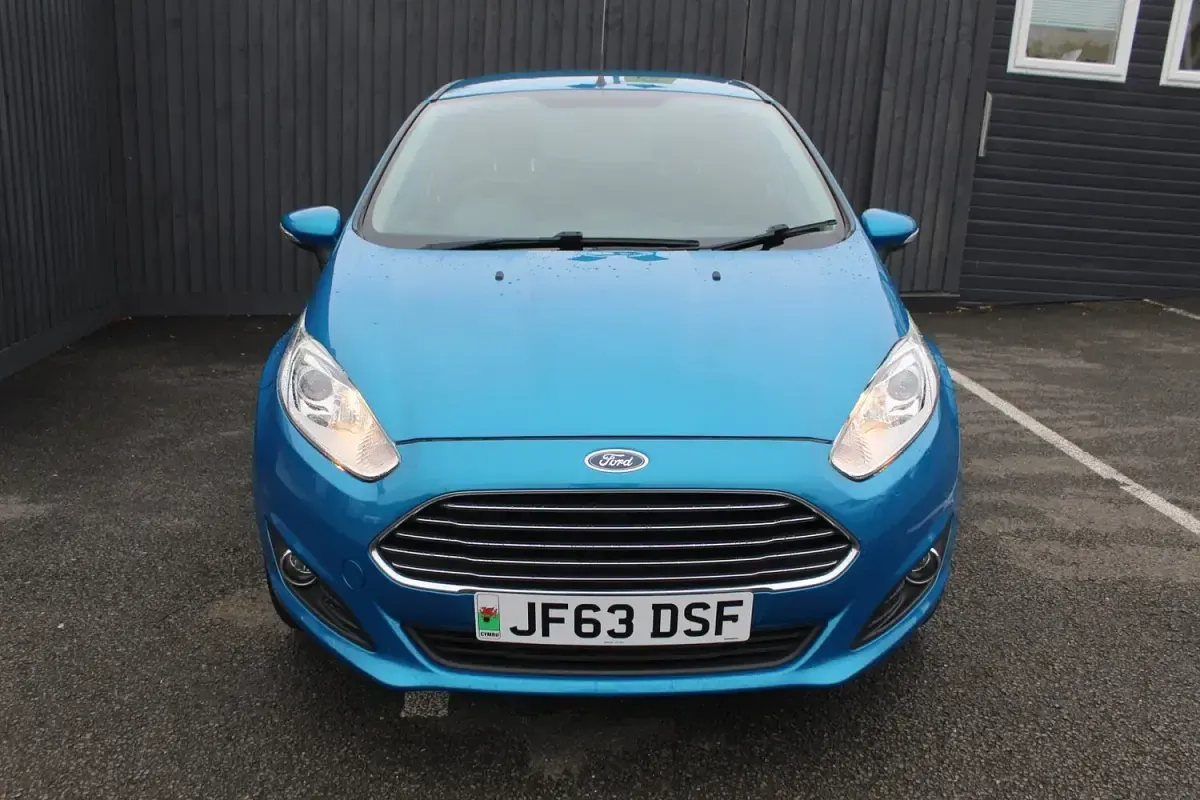 Used Ford Fiesta Zetec 2014 Blue Hatchback