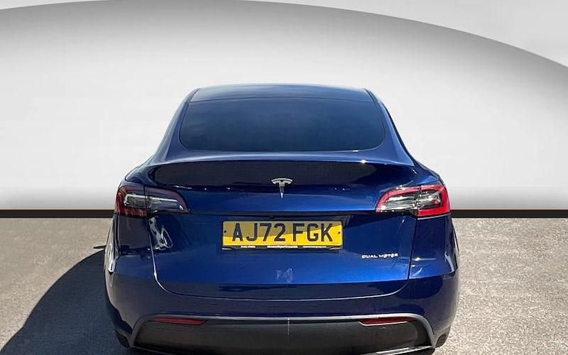 Usado Tesla Model Y Long Range AWD 286 kW (389 HP) 2025 SUV