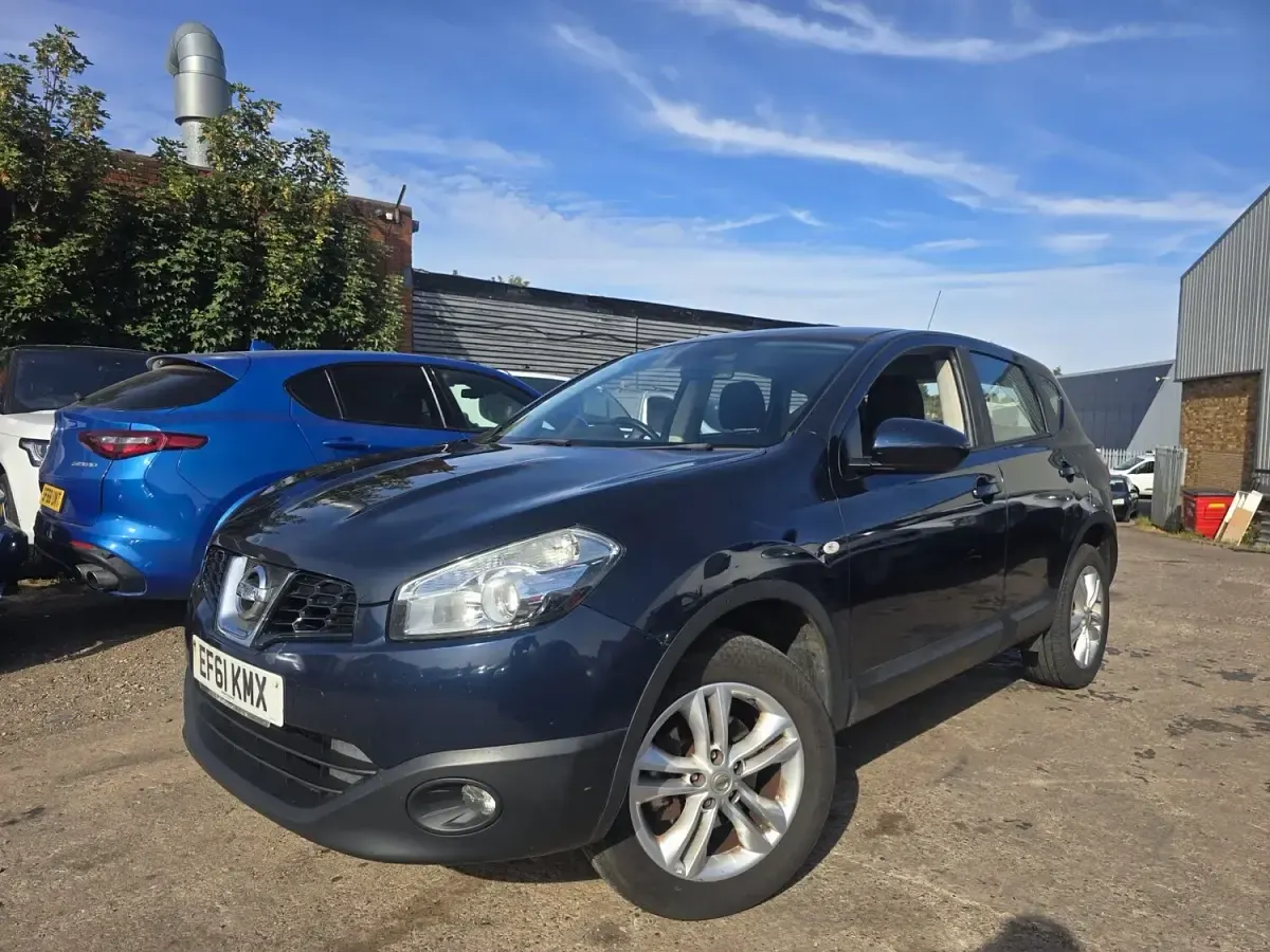 Used Nissan Qashqai Acenta 2011 Blue SUV