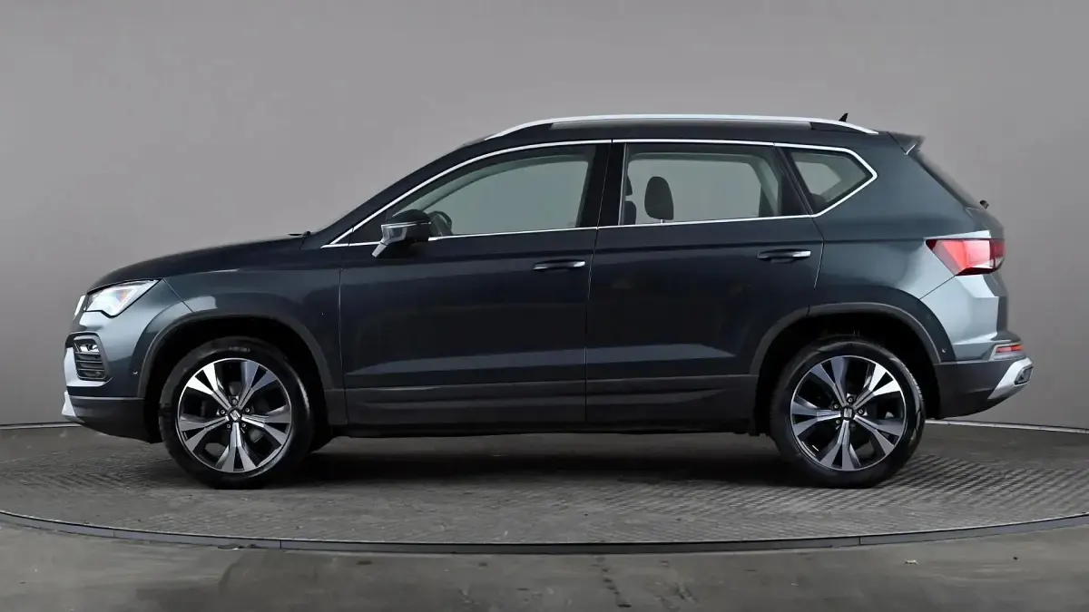 Used Seat Ateca SE Technology 110 HP (80 kW) 2023 Green SUV