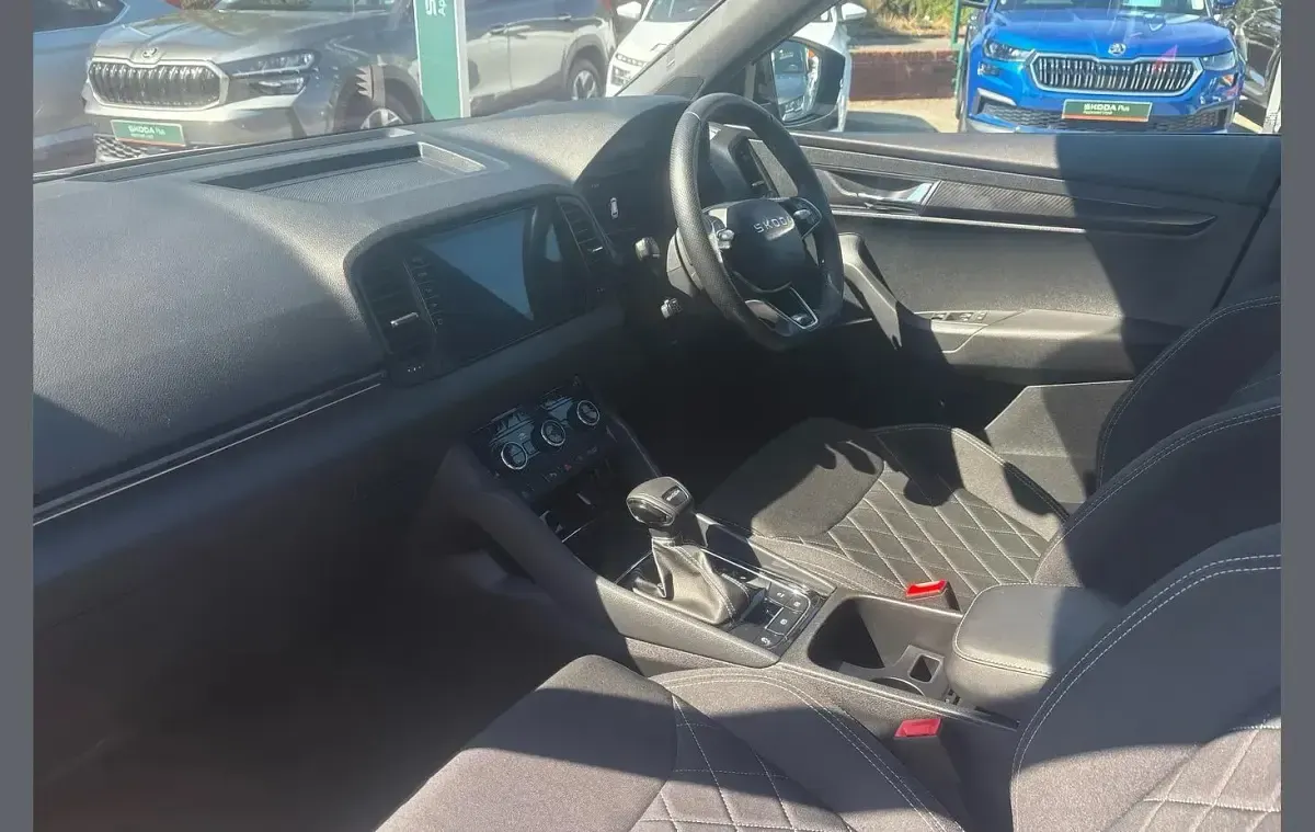 Used Skoda Karoq SportLine 150 HP (110 kW) 2025 Black SUV