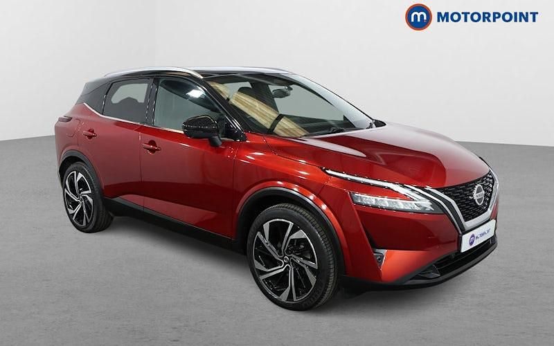 Red Used 2022 Nissan Qashqai Tekna+ SUV | £21,899 (Expensive) - Image 1/4