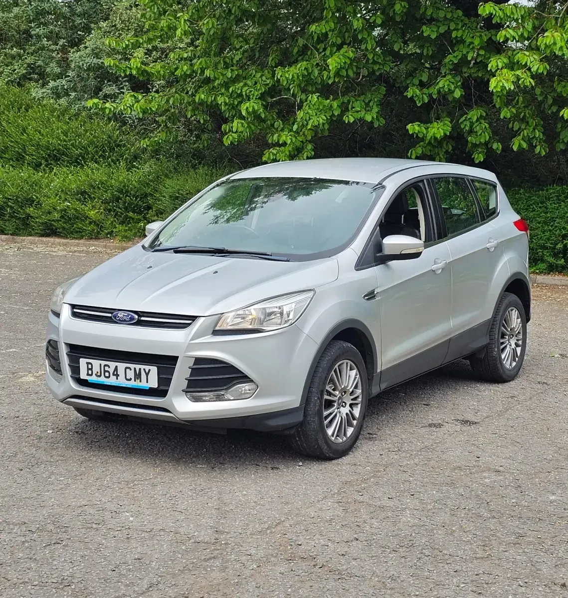 Usado Ford Kuga Titanium 140 HP (102 kW) 2014 Prateado SUV