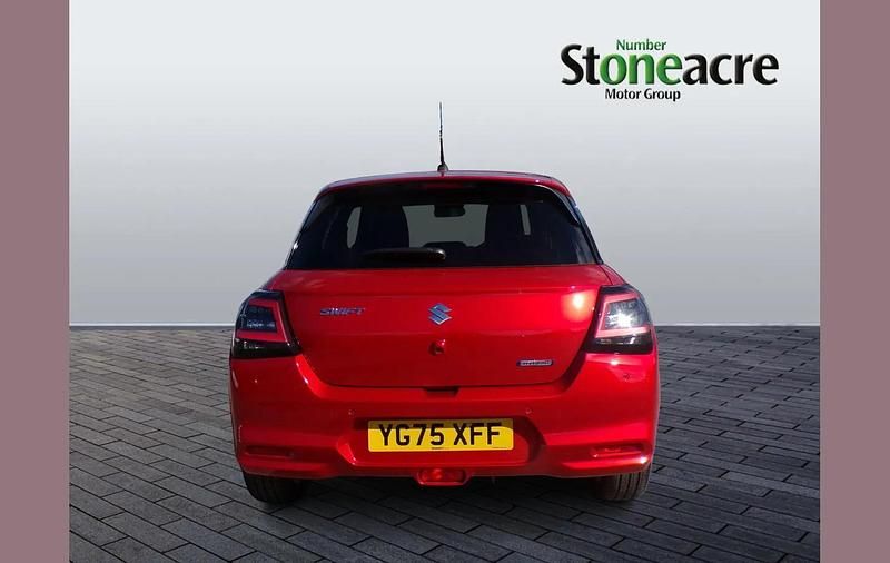 New Suzuki Swift 80 HP (58 kW) 2025 Red Hatchback
